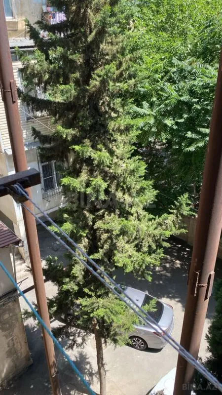 Satılır 3 otaqlı mənzil 90 m²