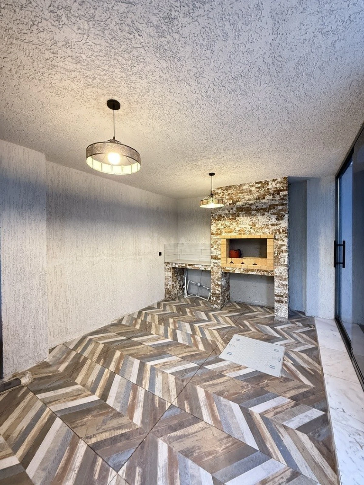 Satılır 5 otaqlı həyət evi 300 m²