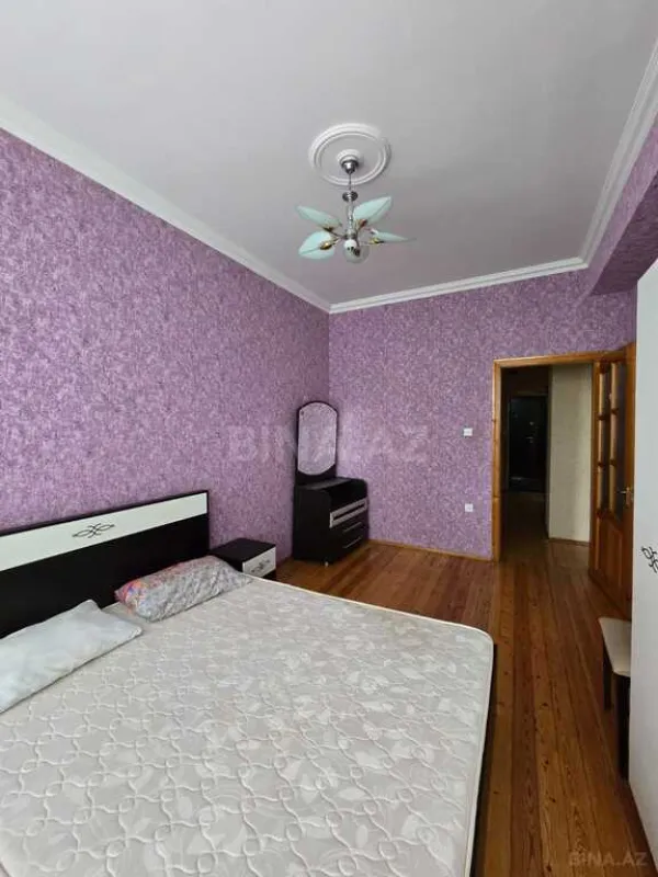 Satılır 2 otaqlı mənzil 96 m²