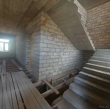 Satılır 6 otaqlı həyət evi 220 m²