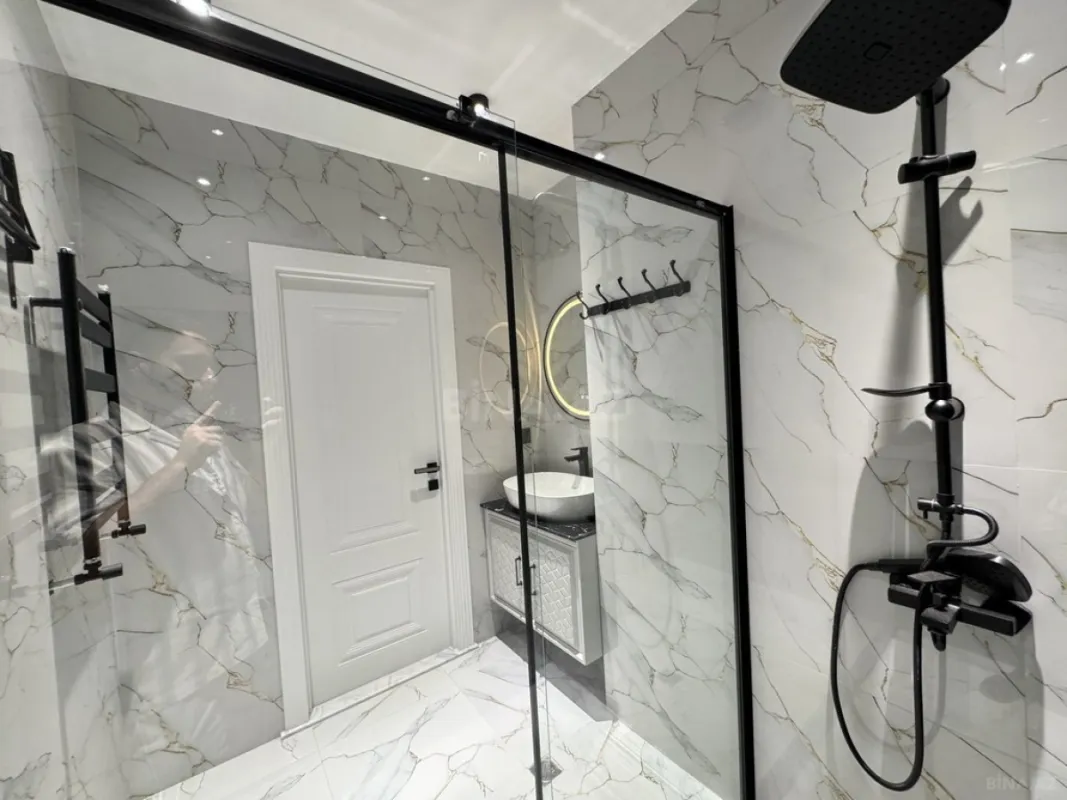 Satılır 3 otaqlı mənzil 138.4 m²