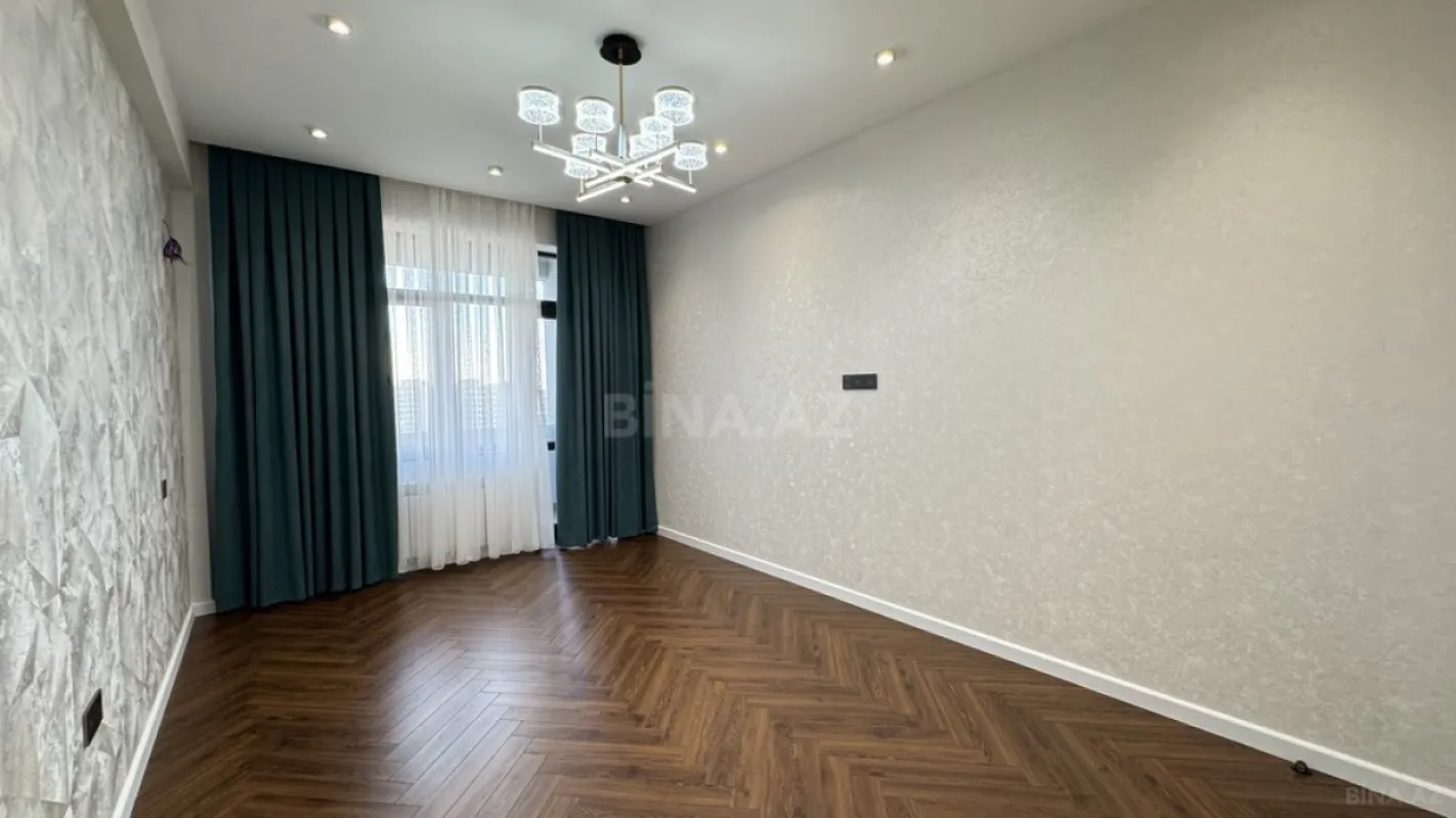 Satılır 3 otaqlı mənzil 138.4 m²