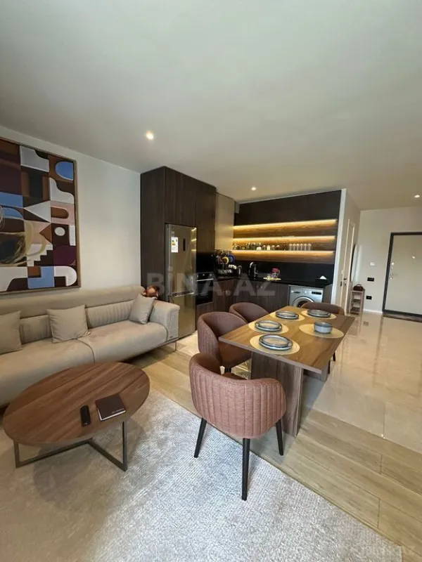 Satılır 2 otaqlı mənzil 97.8 m²