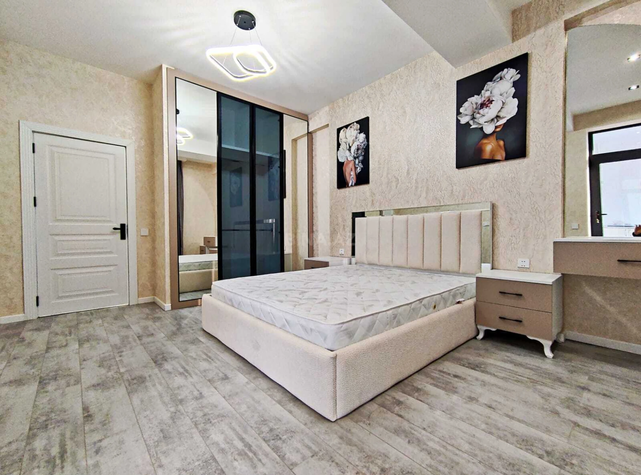 Satılır 2 otaqlı mənzil 69.8 m²