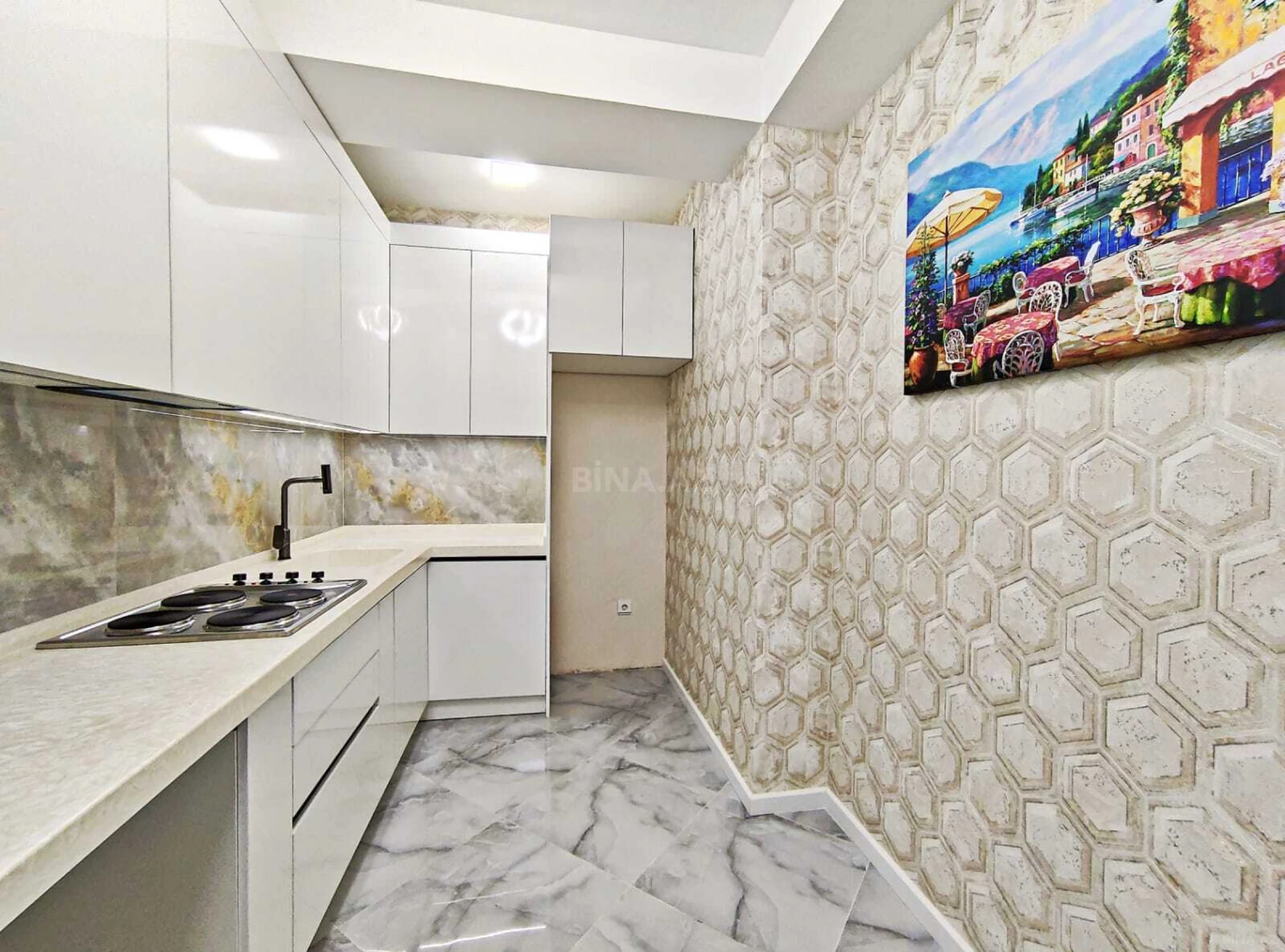 Satılır 2 otaqlı mənzil 69.8 m²