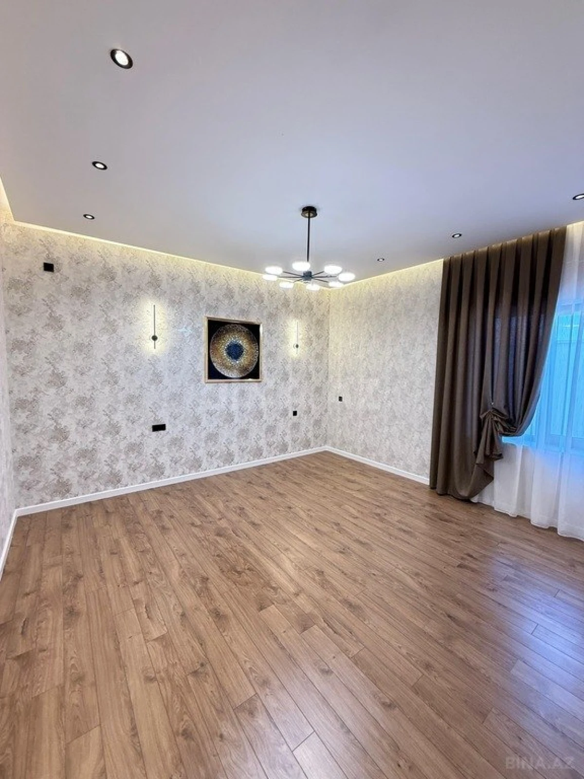 Satılır 4 otaqlı həyət evi 180 m²