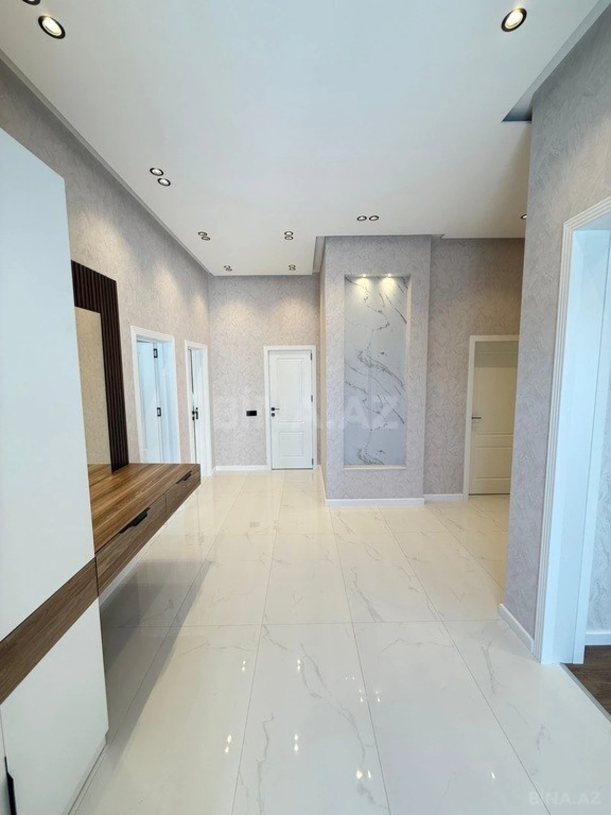Satılır 4 otaqlı həyət evi 180 m²