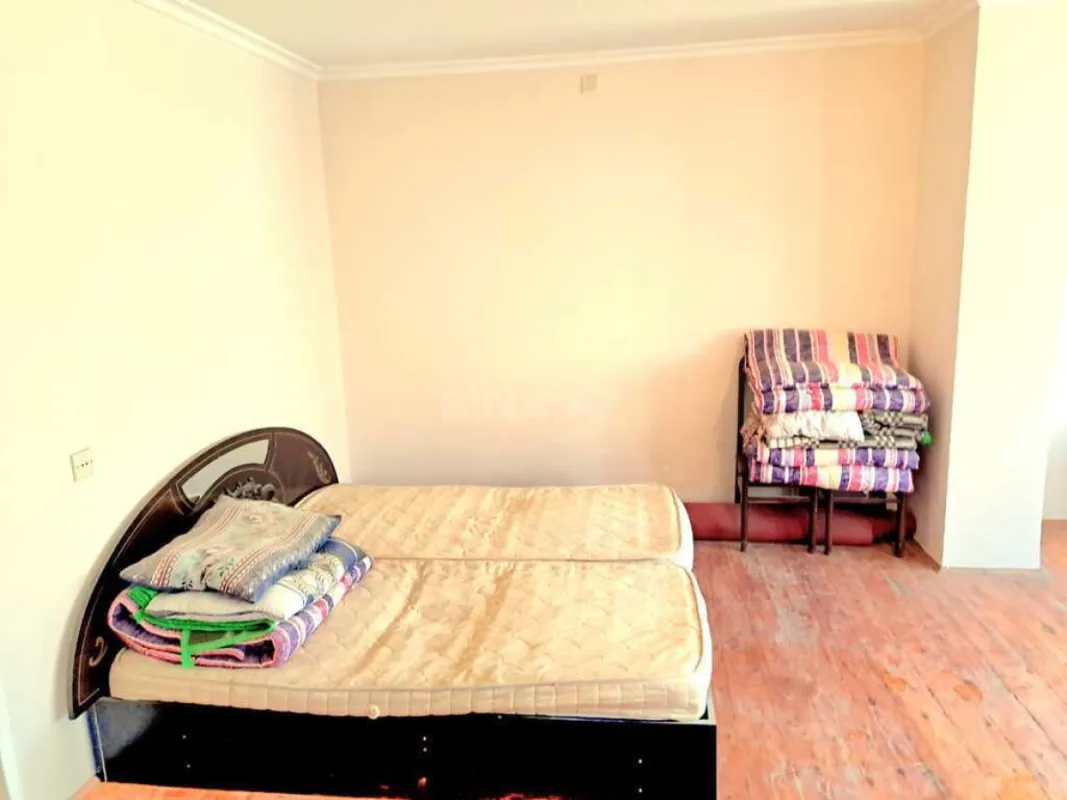 Satılır 7 otaqlı həyət evi 370 m²