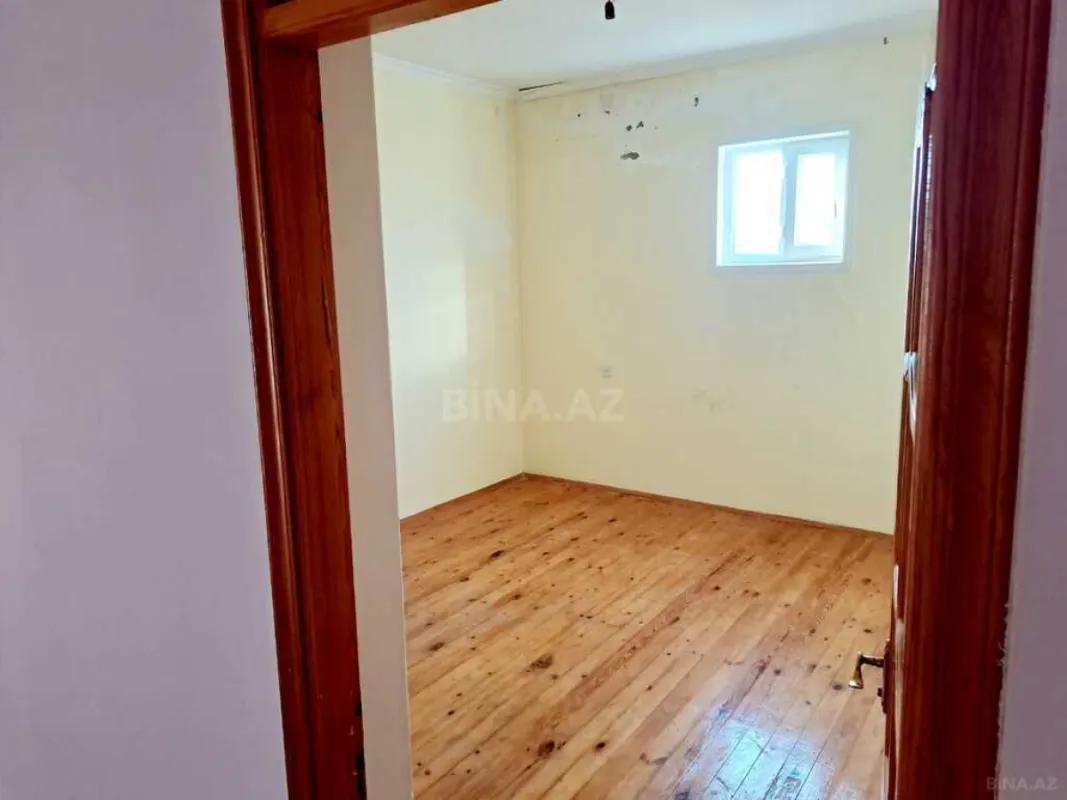 Satılır 7 otaqlı həyət evi 370 m²