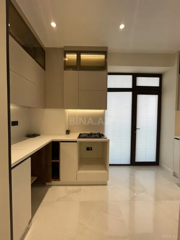 Satılır 3 otaqlı mənzil 103 m²