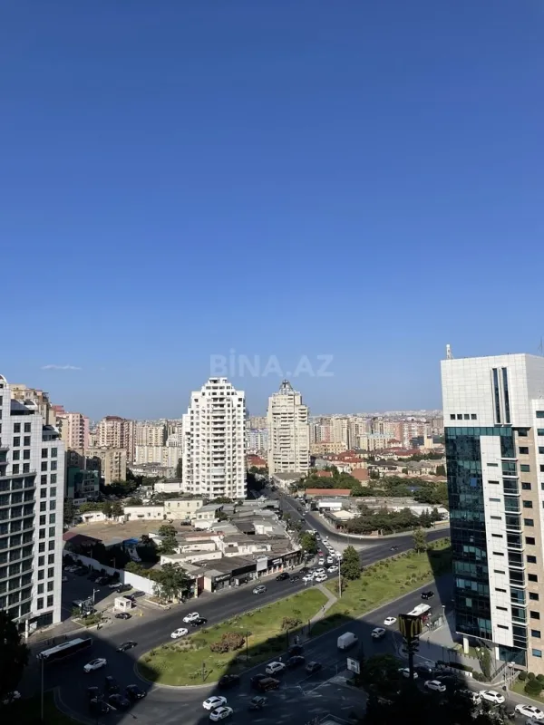 Satılır 3 otaqlı mənzil 103 m²