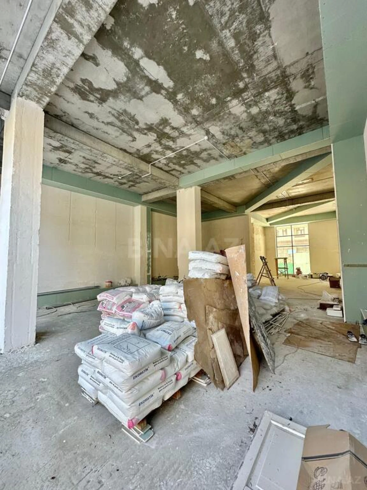 Kirayə verilir obyekt 110 m²