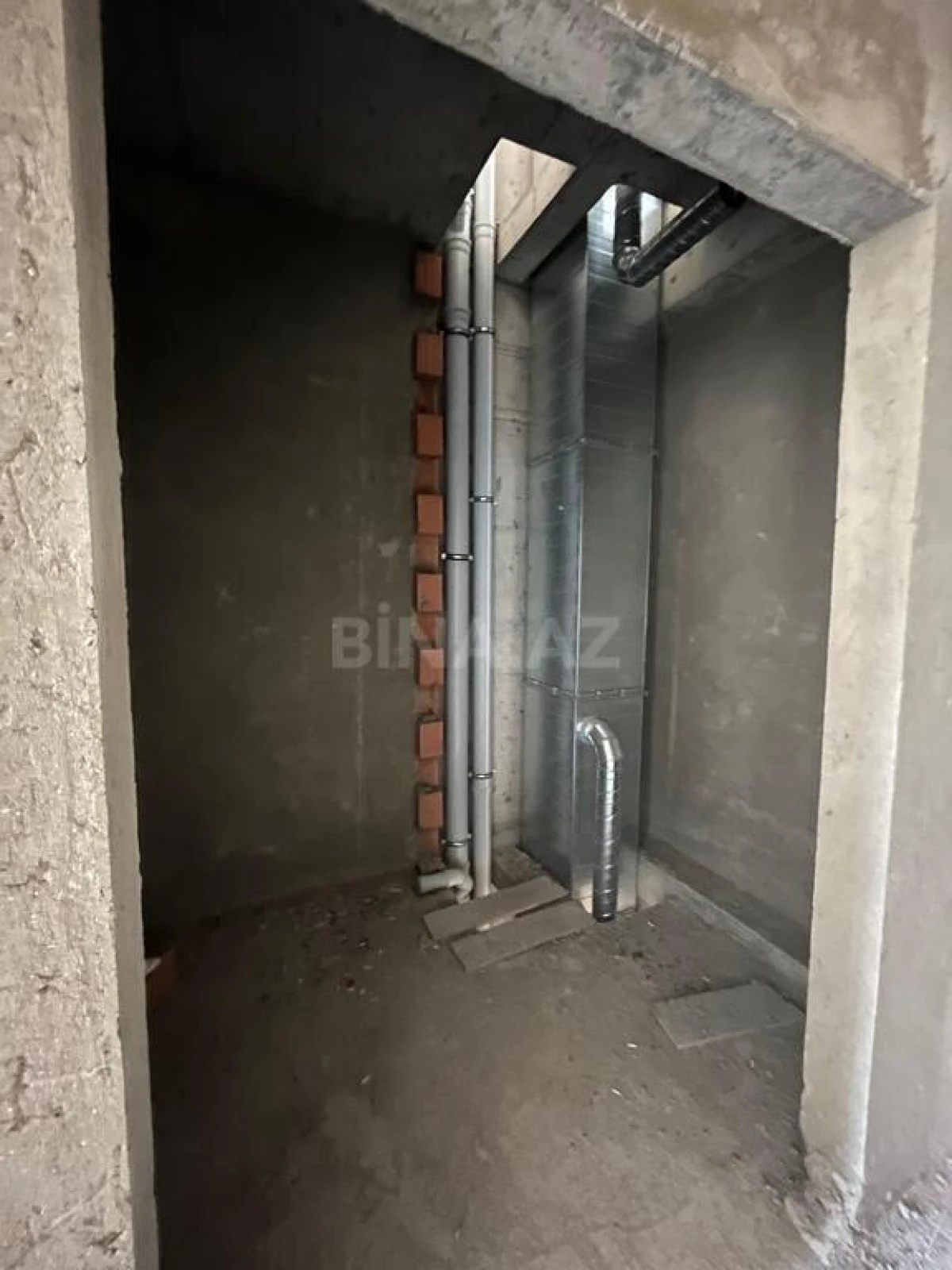 Satılır 2 otaqlı mənzil 70 m²
