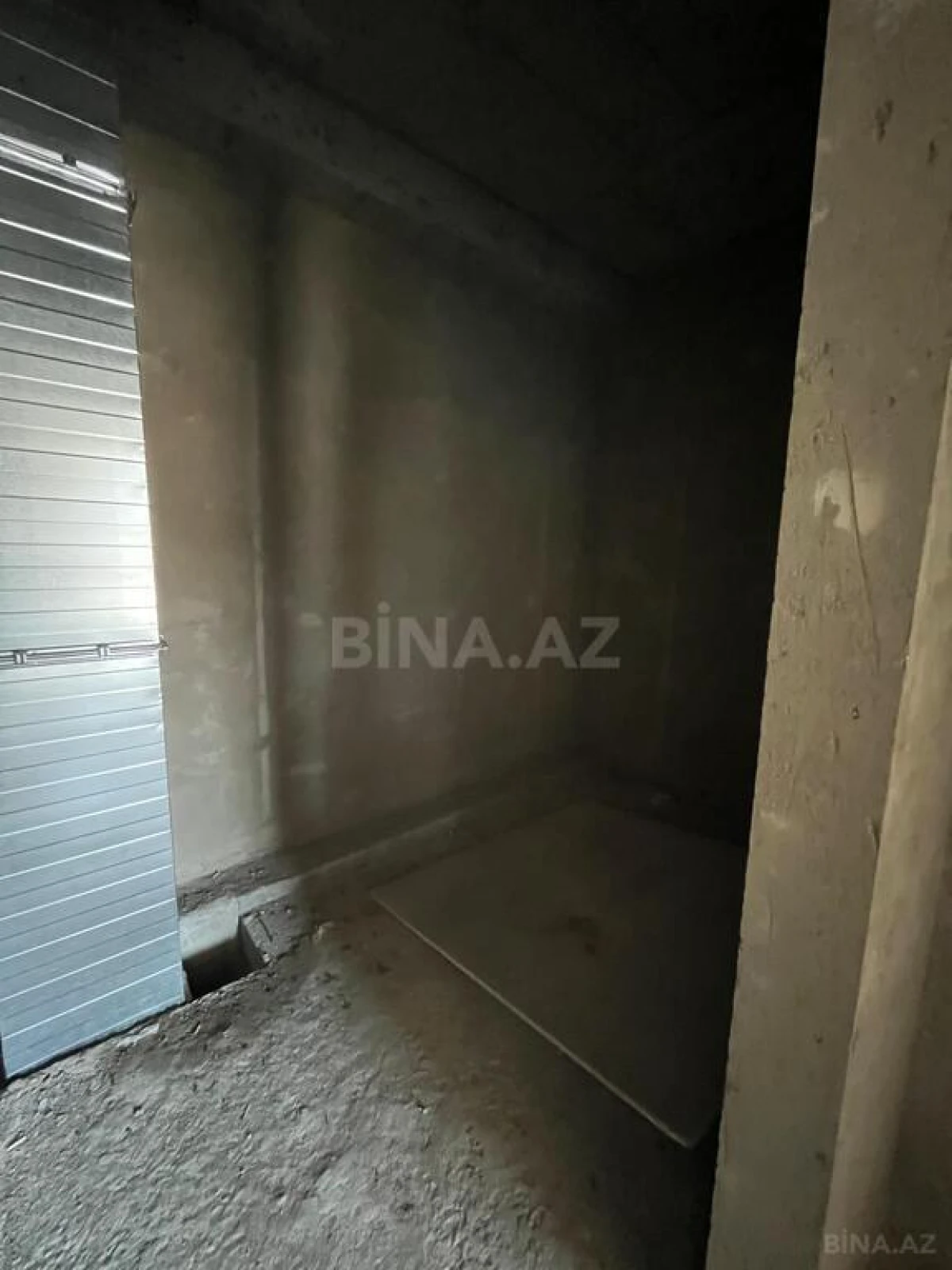 Satılır 2 otaqlı mənzil 70 m²