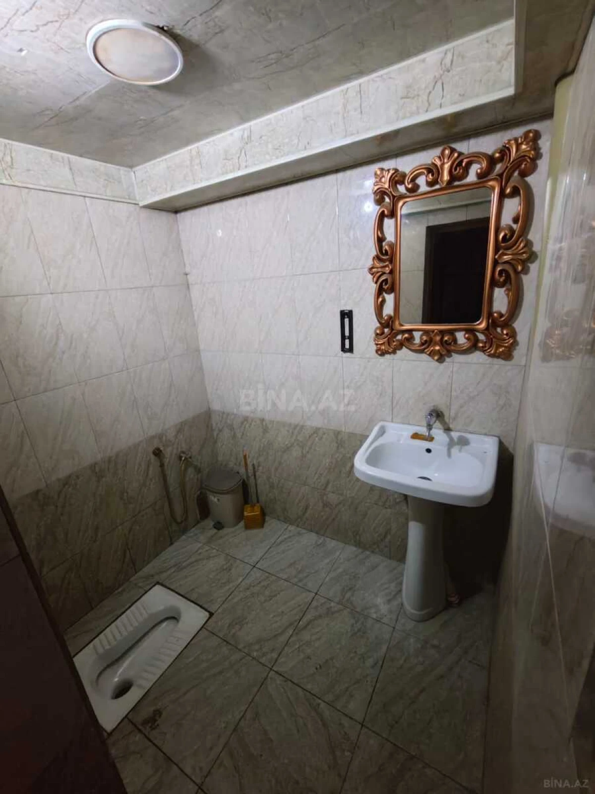 Satılır obyekt 500 m²