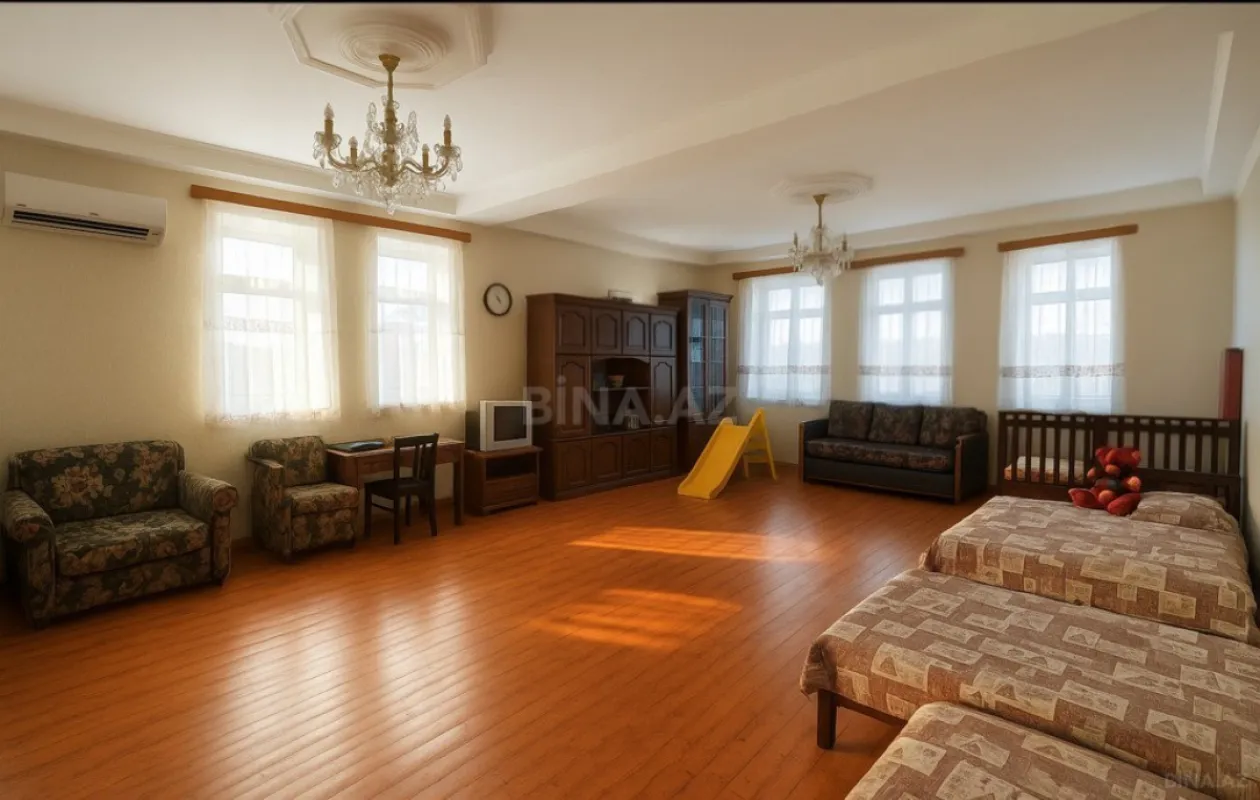 Satılır 6 otaqlı həyət evi 216 m²