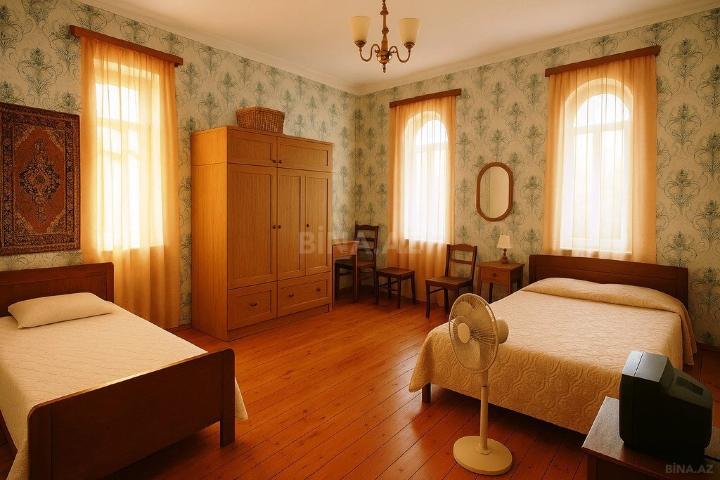 Satılır 6 otaqlı həyət evi 216 m²