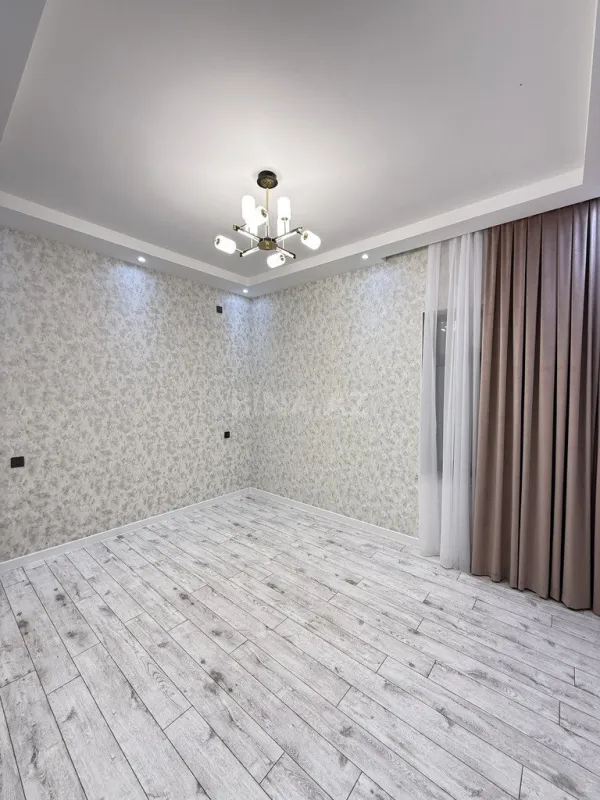 Satılır 4 otaqlı həyət evi 165 m²