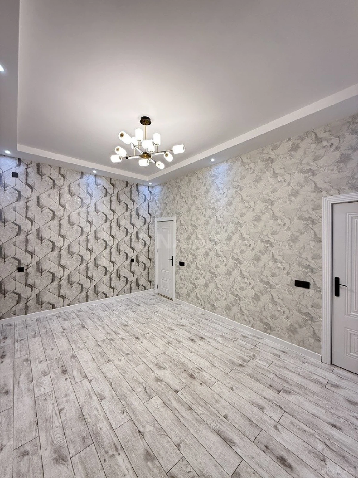 Satılır 4 otaqlı həyət evi 165 m²