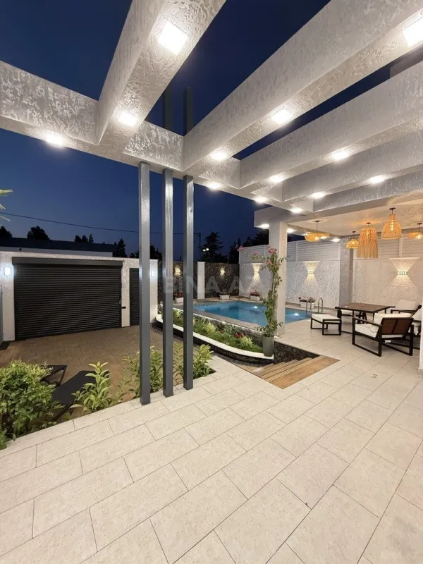 Satılır 4 otaqlı həyət evi 155 m²