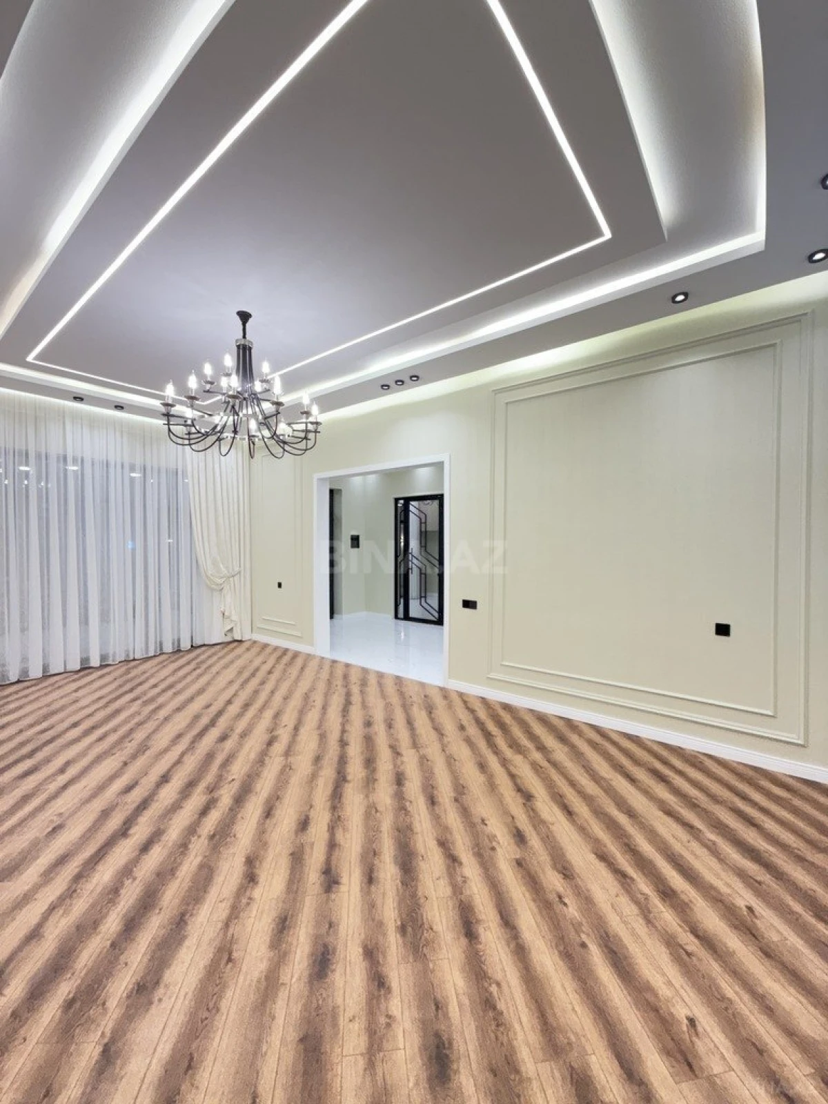 Satılır 4 otaqlı həyət evi 155 m²