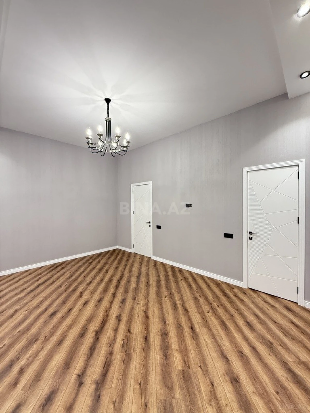 Satılır 4 otaqlı həyət evi 155 m²