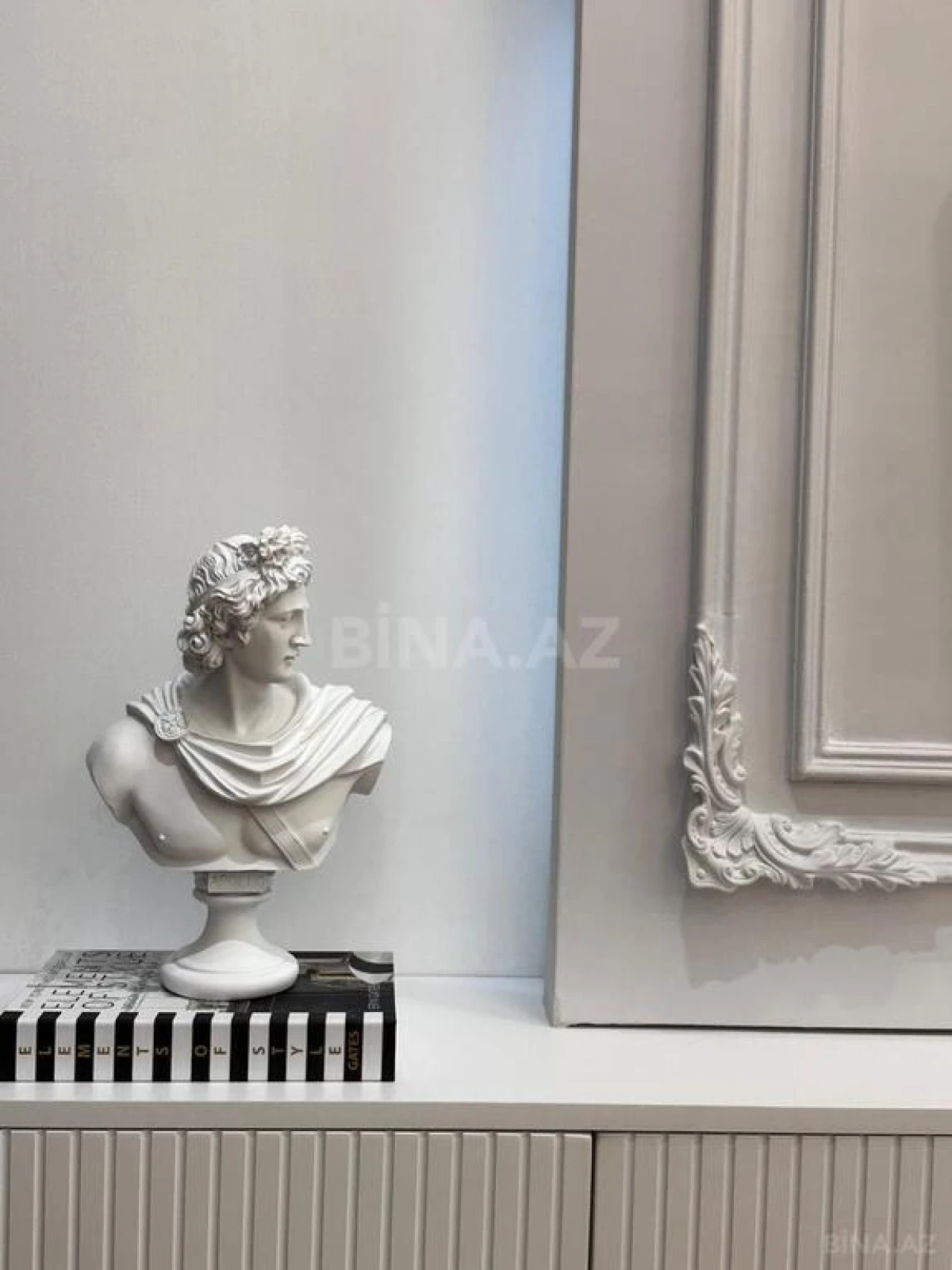 Kirayə verilir 2 otaqlı mənzil 75 m²