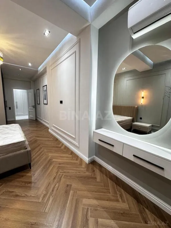 Kirayə verilir 2 otaqlı mənzil 75 m²