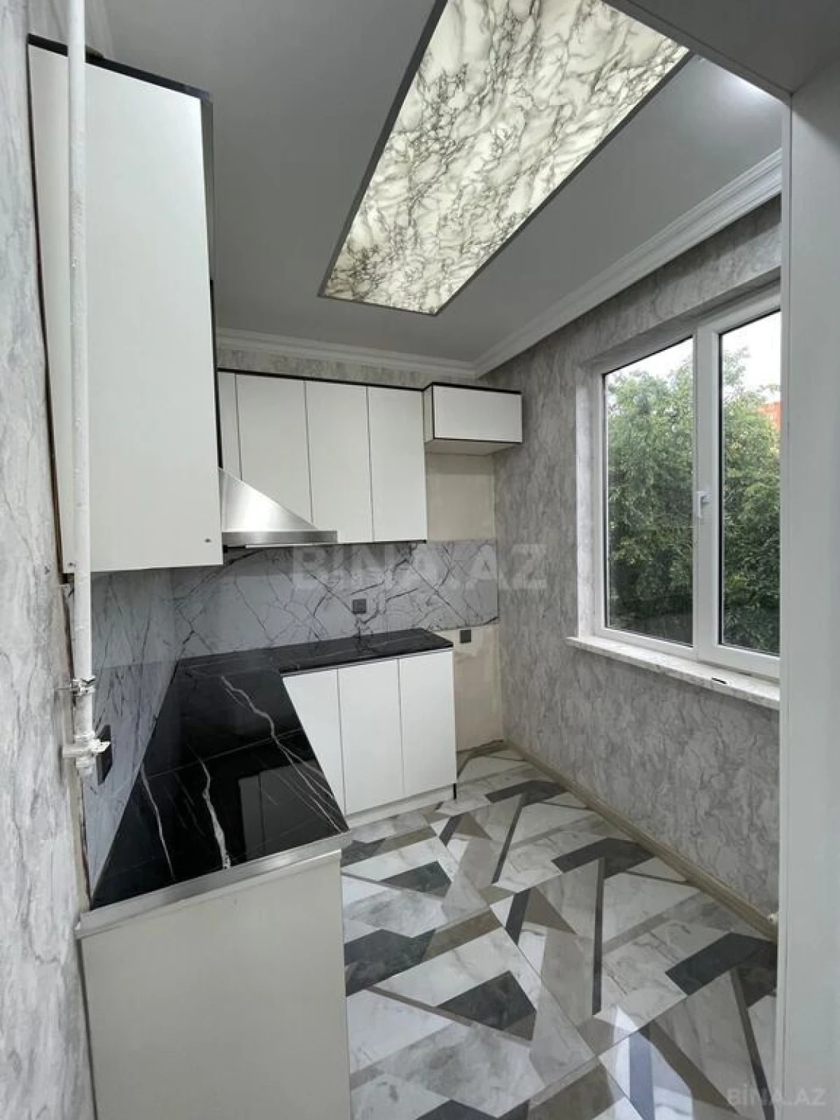 Satılır 2 otaqlı mənzil 55 m²