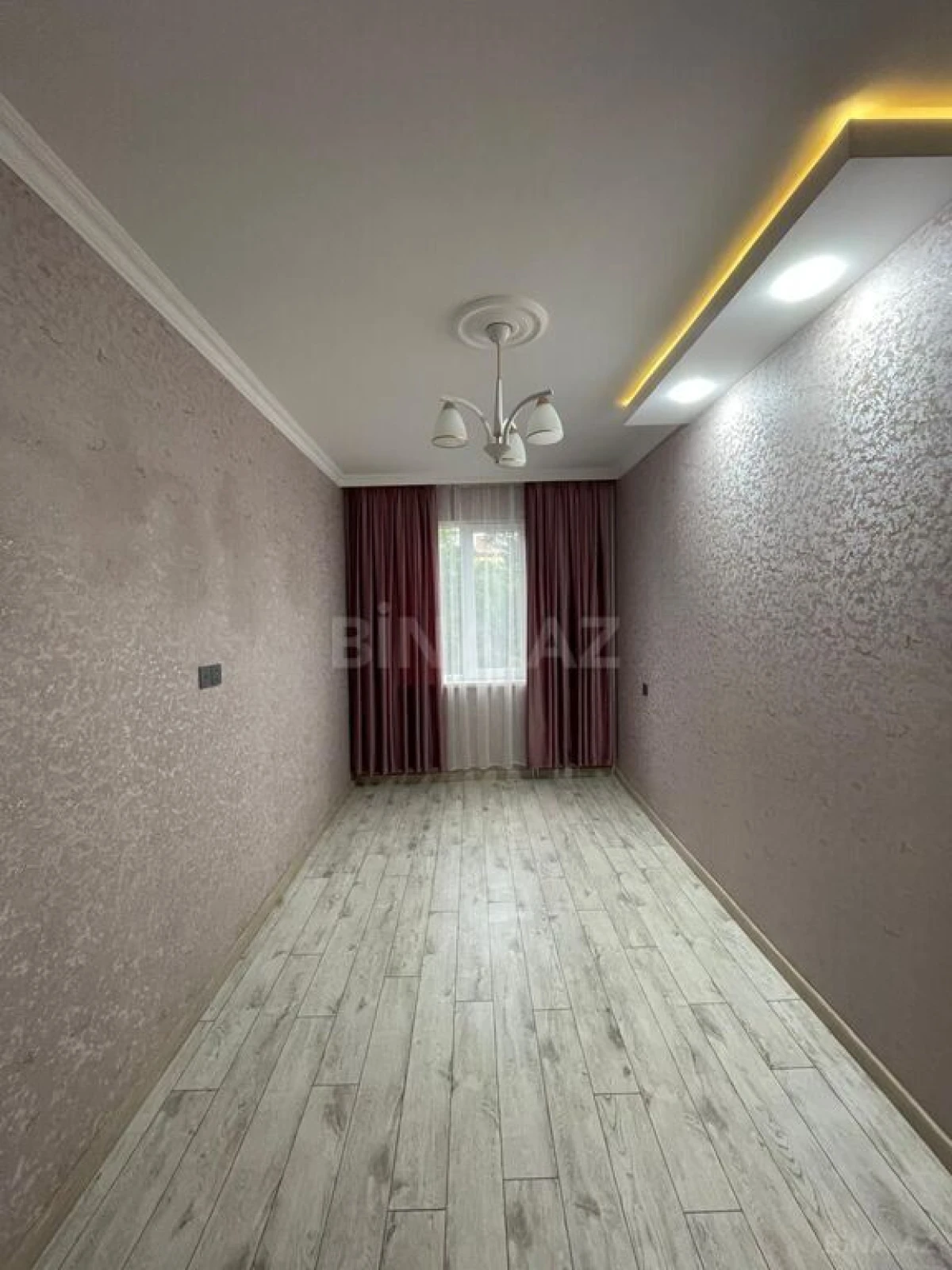Satılır 2 otaqlı mənzil 55 m²