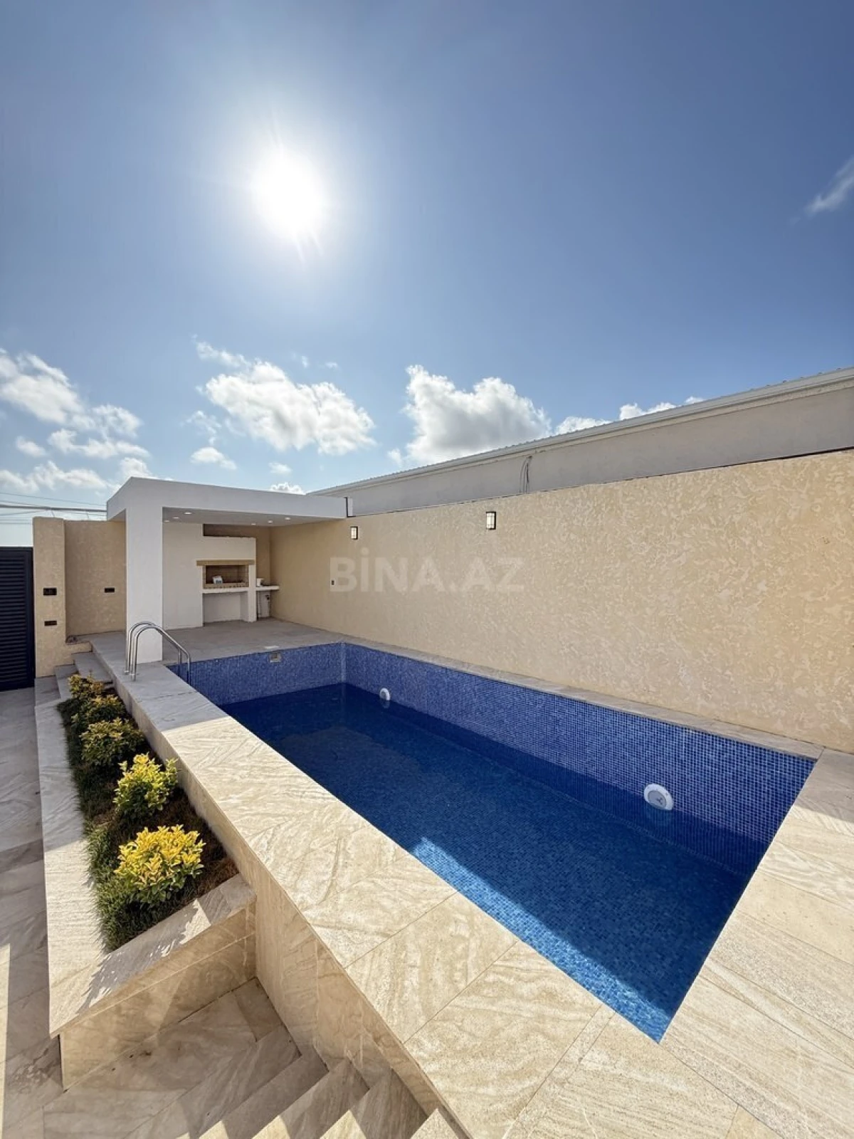 Satılır 4 otaqlı həyət evi 150 m²