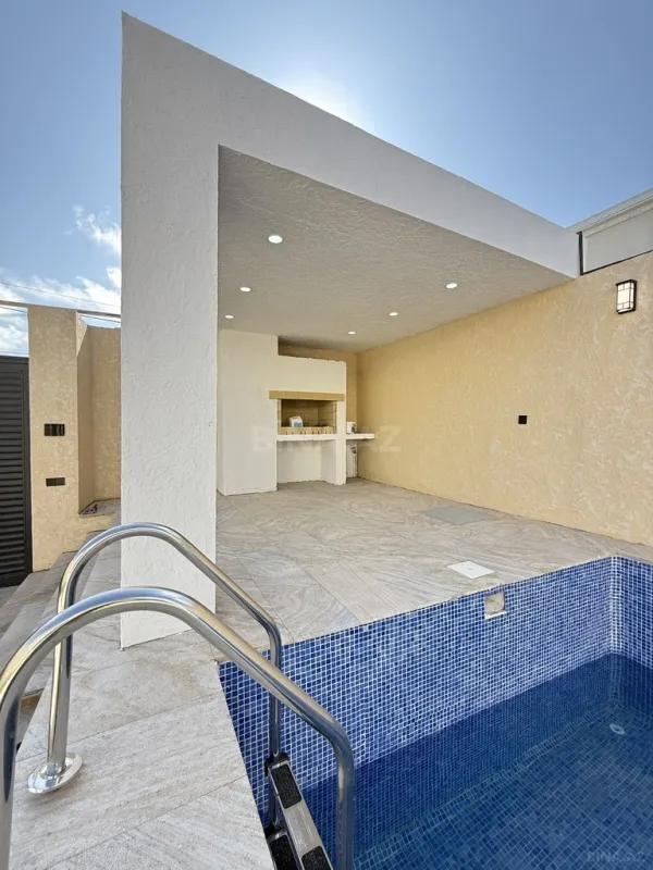 Satılır 4 otaqlı həyət evi 150 m²