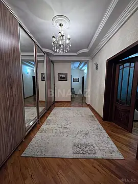 Satılır 2 otaqlı mənzil 115 m²