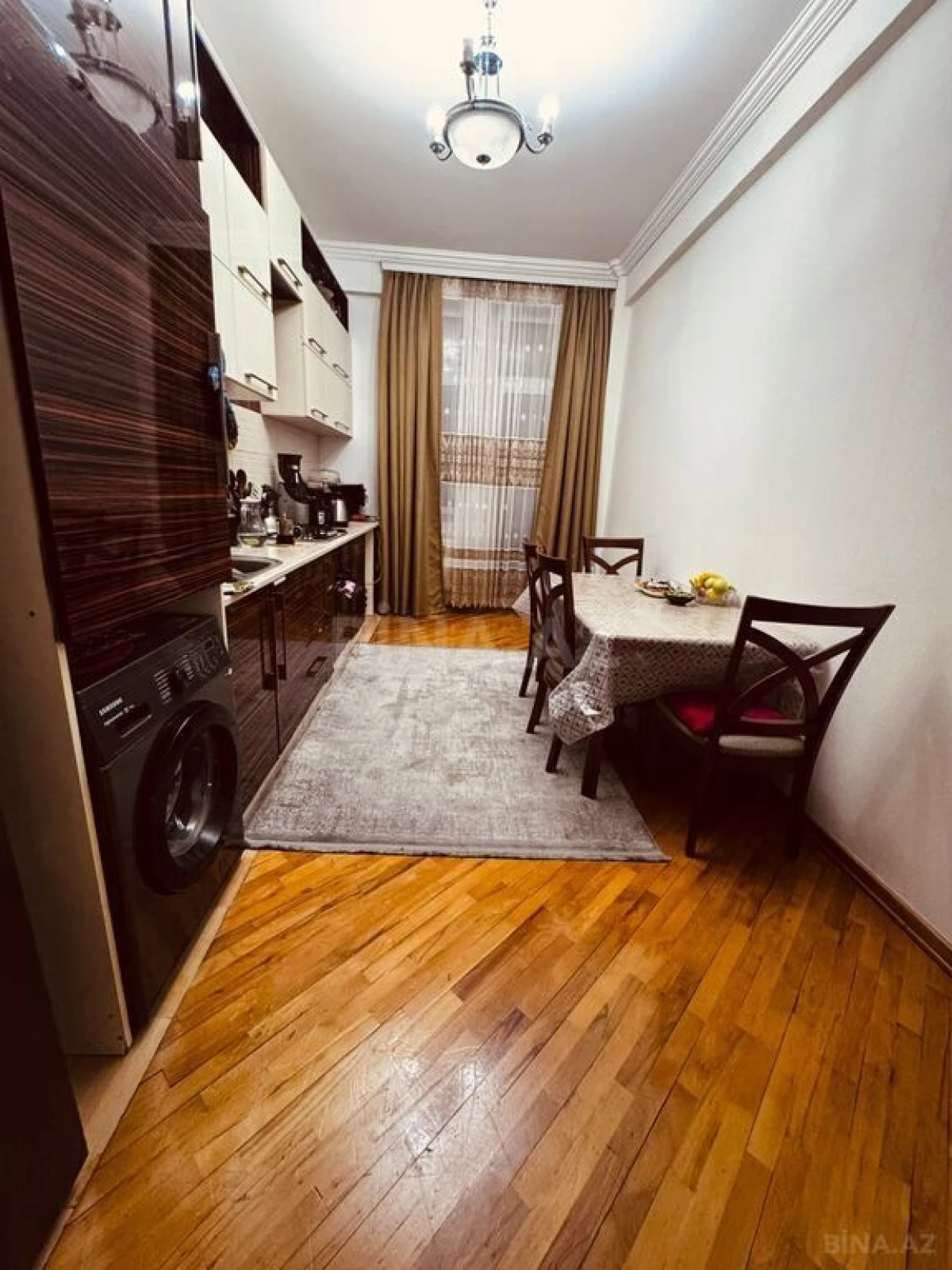 Satılır 2 otaqlı mənzil 115 m²