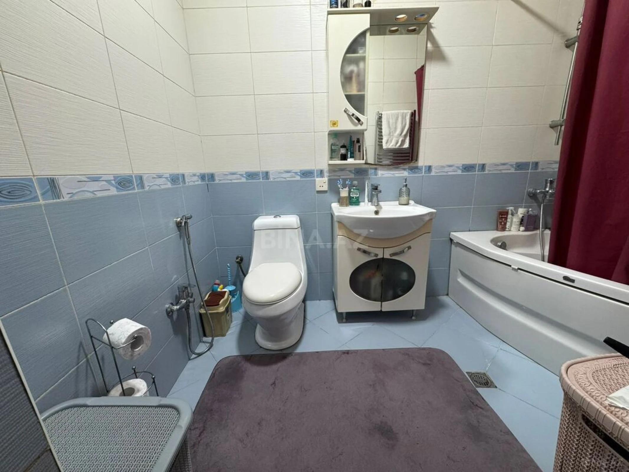 Satılır 2 otaqlı mənzil 115 m²