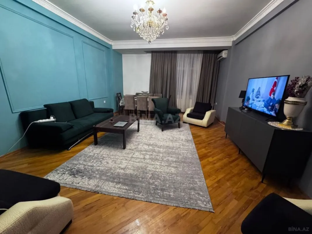 Satılır 2 otaqlı mənzil 115 m²