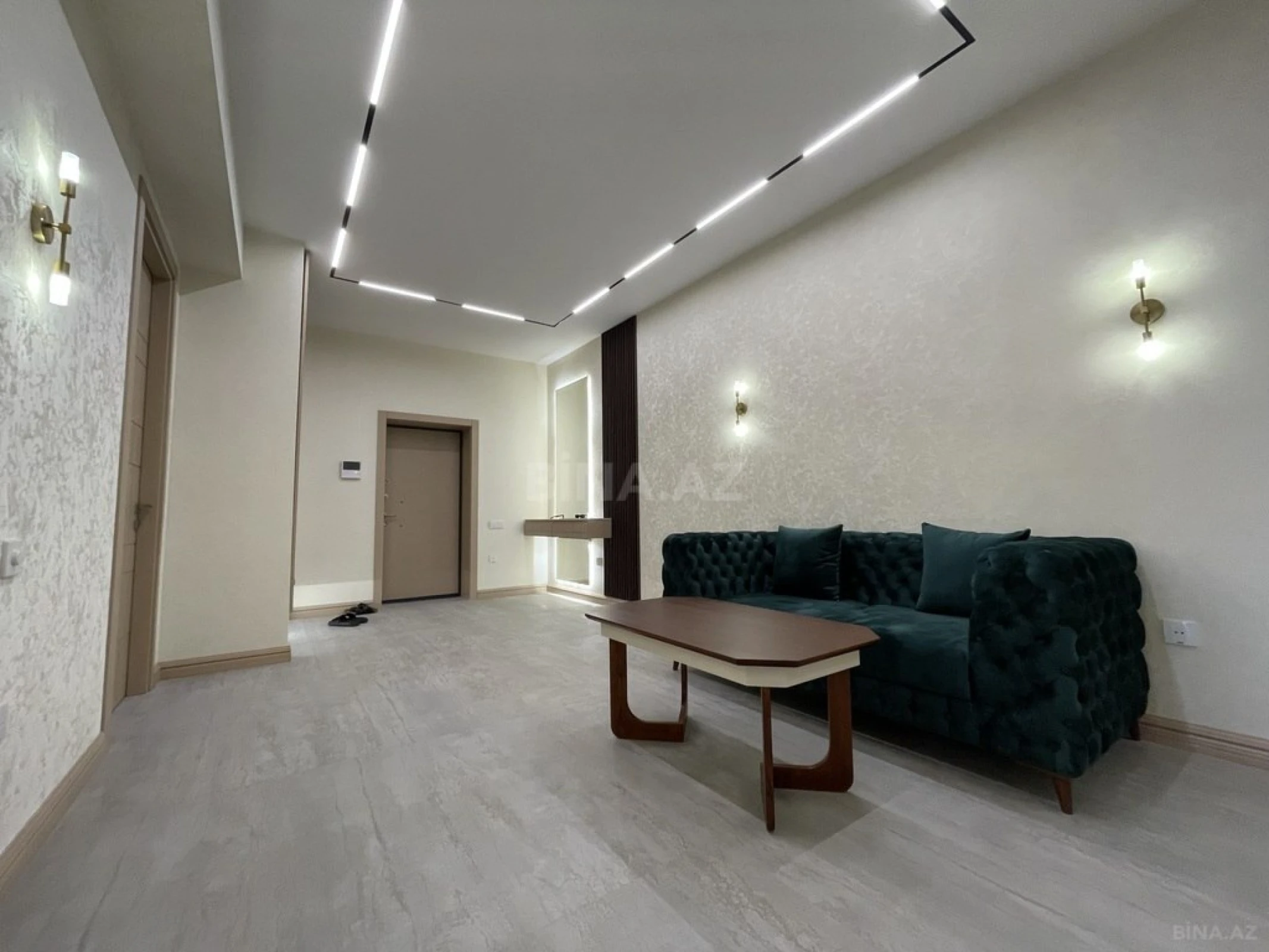 Satılır 3 otaqlı mənzil 132.2 m²
