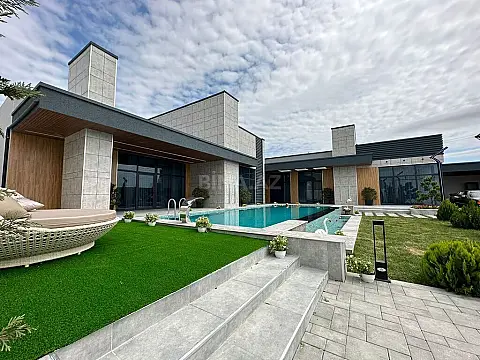 Satılır 5 otaqlı həyət evi 300 m² — Bakı, Mərdəkan 5 otaq 300.00 m²