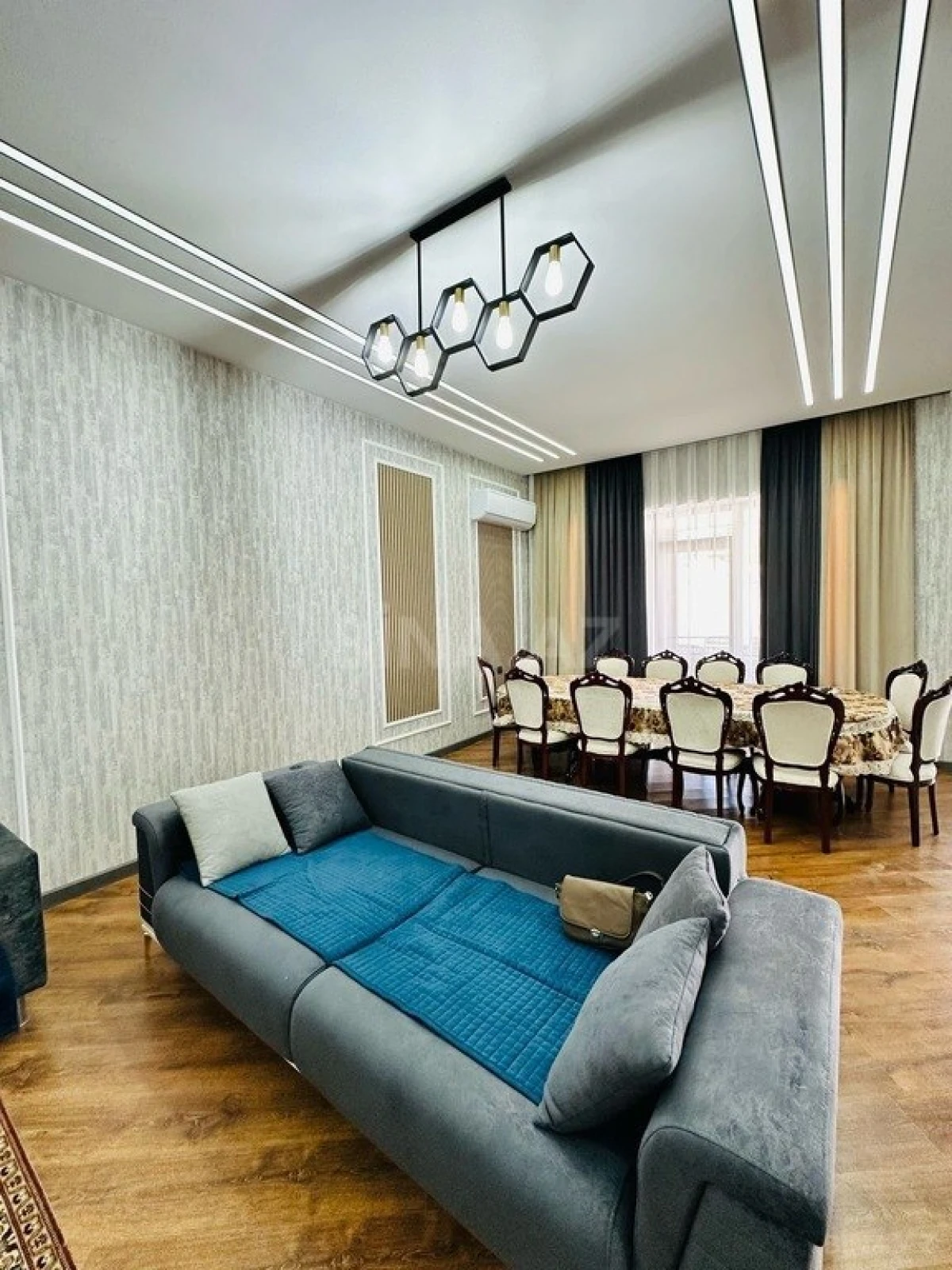 Kirayə verilir 4 otaqlı həyət evi 200 m²