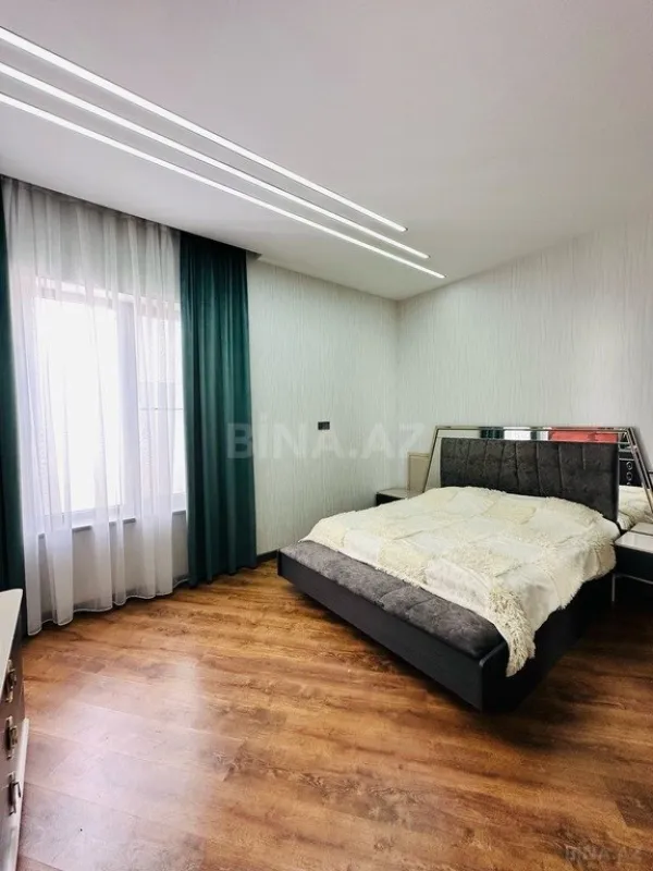 Kirayə verilir 4 otaqlı həyət evi 200 m²