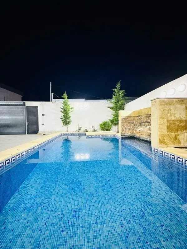 Kirayə verilir 4 otaqlı həyət evi 200 m²