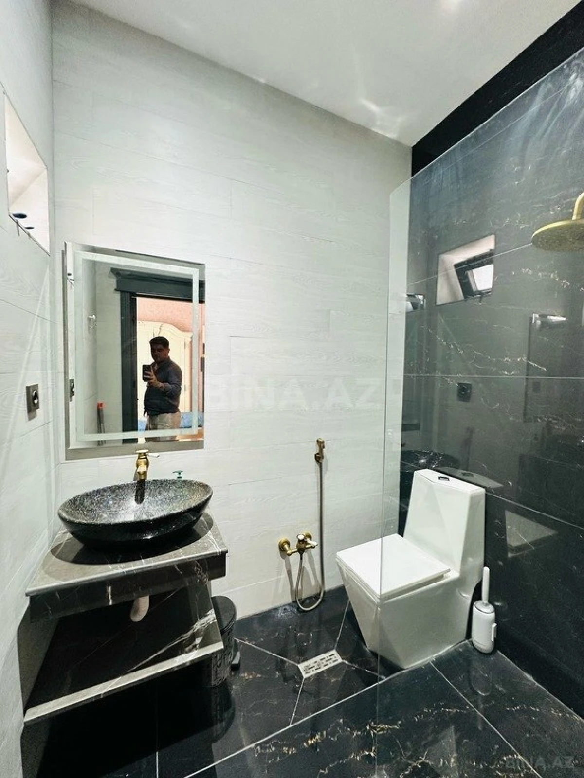 Kirayə verilir 4 otaqlı həyət evi 200 m²