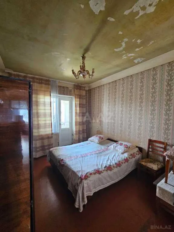 Satılır 4 otaqlı mənzil 105 m²