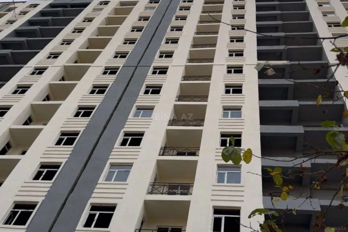 Satılır 2 otaqlı mənzil 108.4 m²