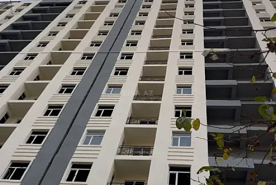 Satılır 2 otaqlı mənzil 108.4 m²
