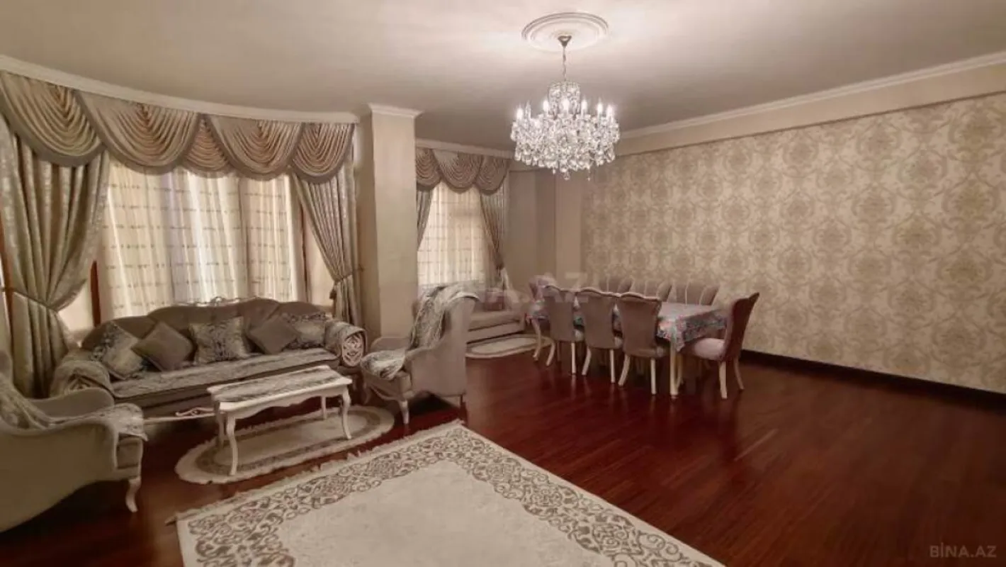 Satılır 3 otaqlı mənzil 157 m²
