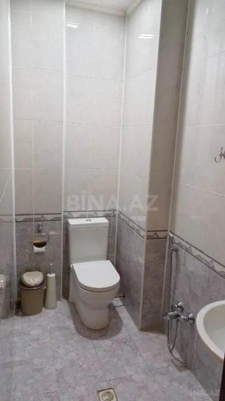 Satılır 3 otaqlı mənzil 157 m²