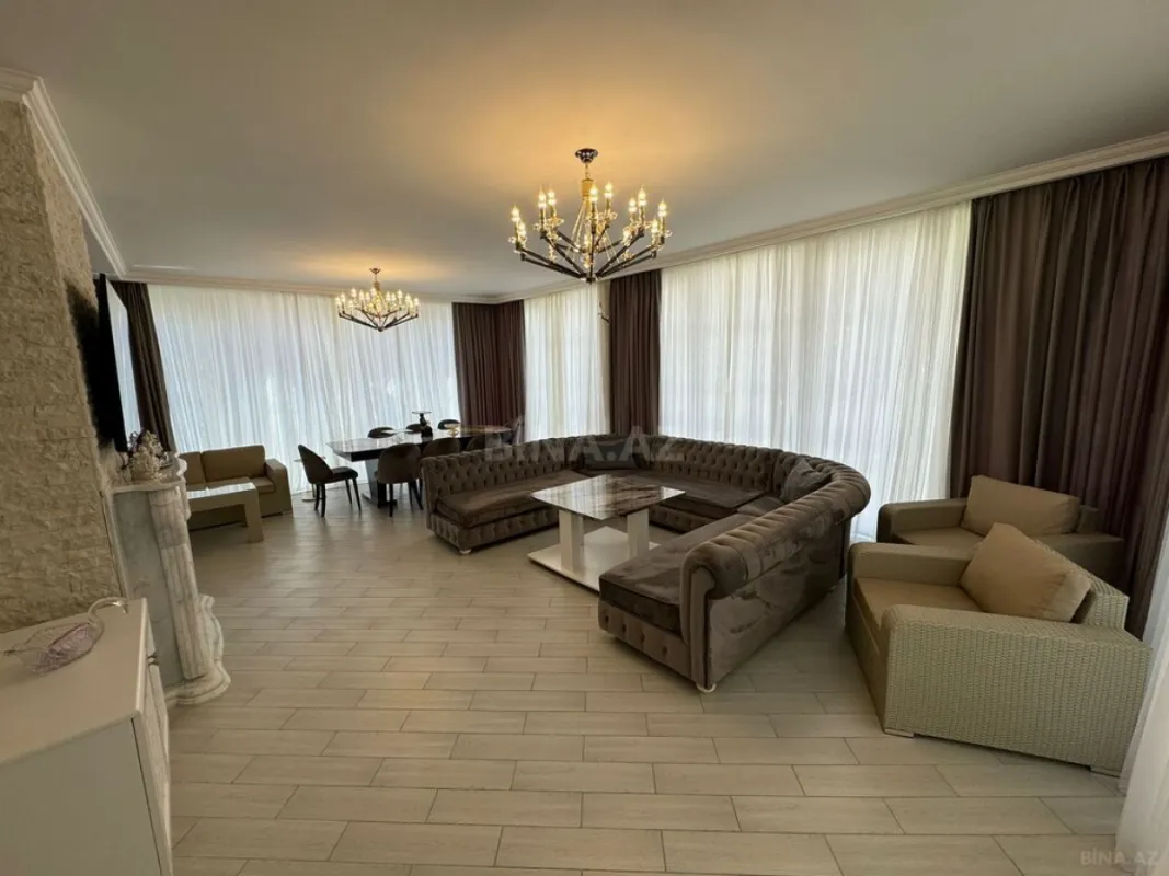 Satılır 5 otaqlı mənzil 234 m²