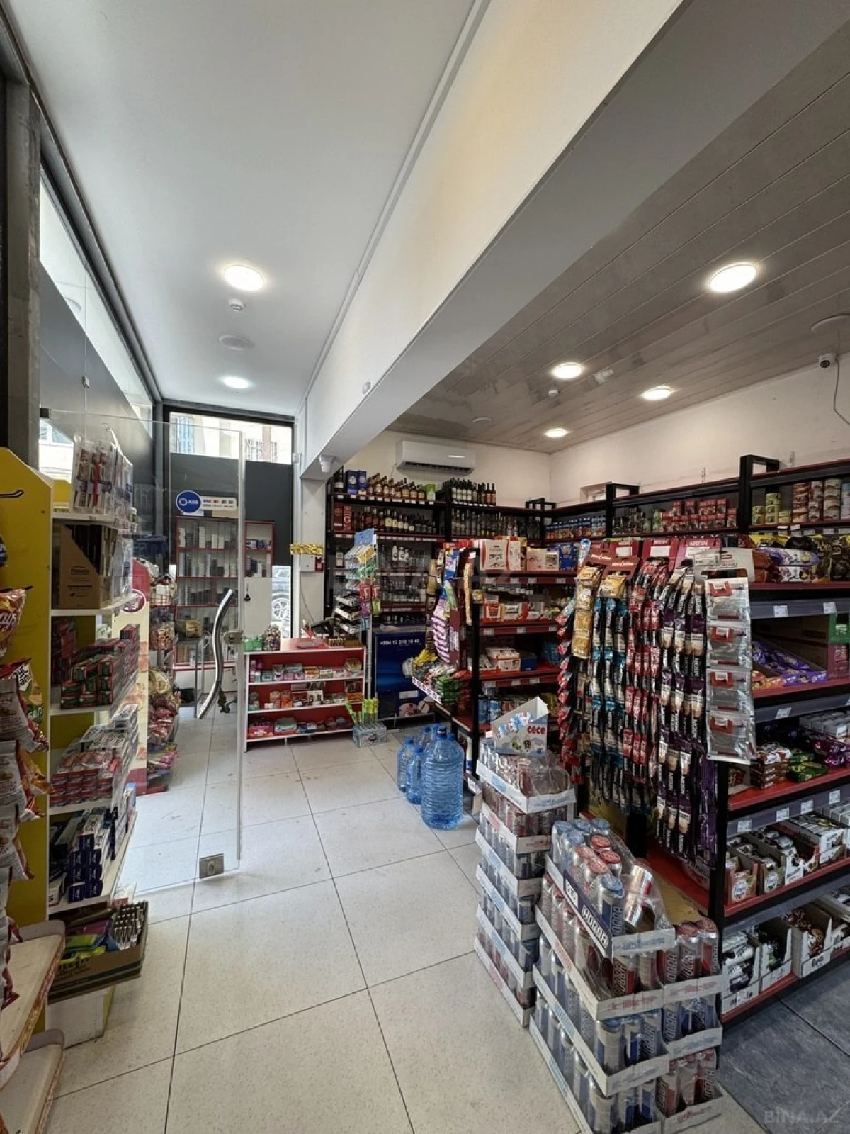 Satılır obyekt 57 m²