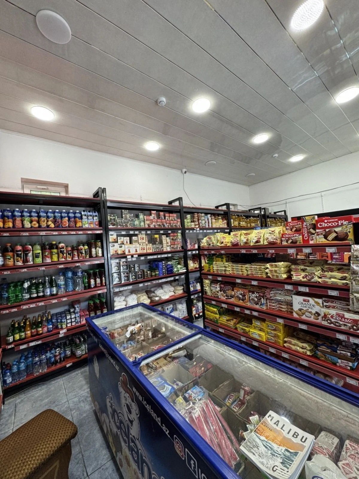 Satılır obyekt 57 m²